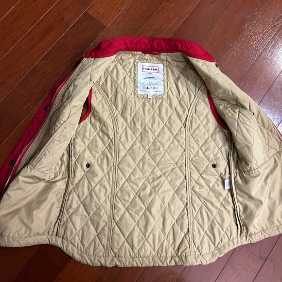 $169 Hunter Quilted Vest Full Zip Women's Sz 0 Red with Pockets water resistant - Picture 8 of 14